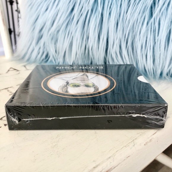 Elton John, 2010, RARE, 3 CD Set, Greatest Hits 1970 - 2002 & Duets, NEW, Sealed - Picture 6 of 8